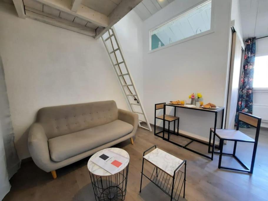 Le Petit Nid - Coeur De Ville - Clim Nîmes Buitenkant foto